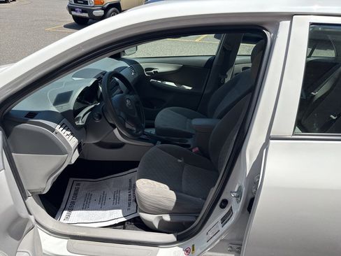 Used 2009 Toyota Corolla LE FWD image 16