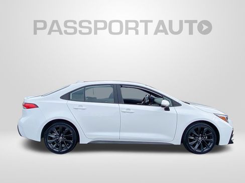 Certified 2025 Toyota Corolla SE FWD image 10