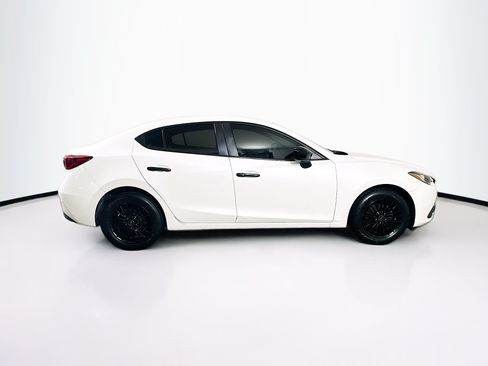 Used 2015 MAZDA MAZDA3 i SV FWD image 10
