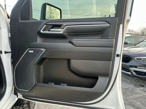 Used 2024 Chevrolet Silverado 2500 LTZ w/ LTZ Plus Package image 25