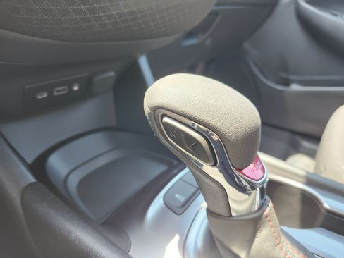 Used 2024 Chevrolet Malibu RS FWD image 9