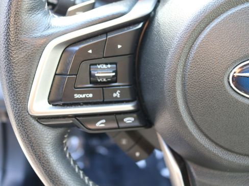 Used 2020 Subaru Outback Limited image 22