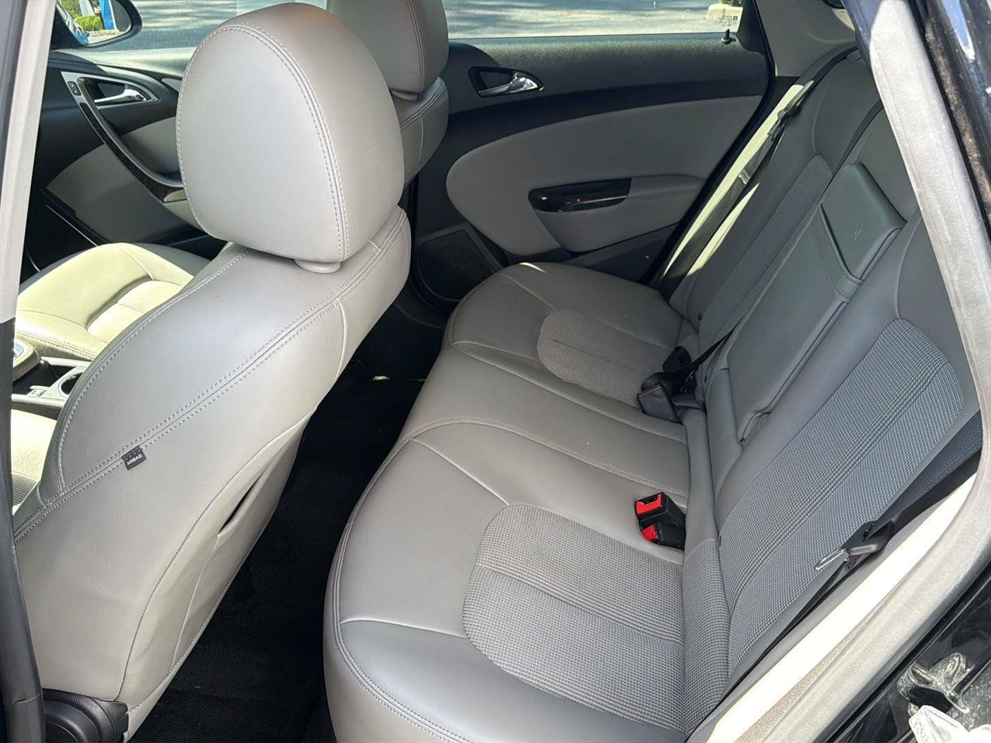 Used 2016 Buick Verano FWD image 11