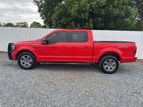 Used 2018 Ford F150 XLT w/ Equipment Group 302A Luxury AWD/4WD image 2