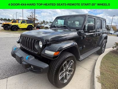 Used 2024 Jeep Wrangler Unlimited w/ Convenience Group