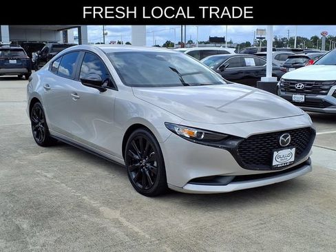 Used 2024 MAZDA MAZDA3 s FWD image 4