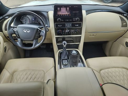 Used 2023 INFINITI QX80 Sensory w/ All-Season Package AWD/4WD image 11