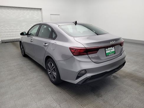 Used 2023 Kia Forte LXS w/ LXS Technology Package image 5