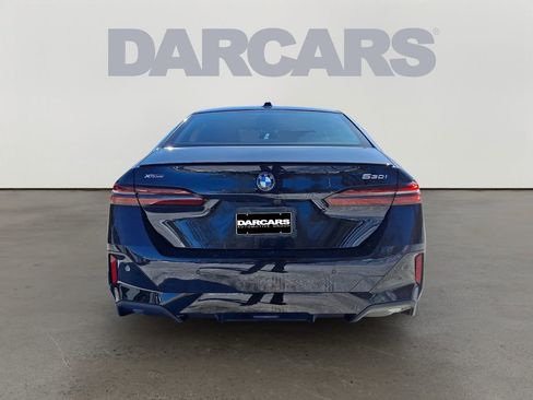 Certified 2026 BMW 530i xDrive w/ M Sport Package image 5