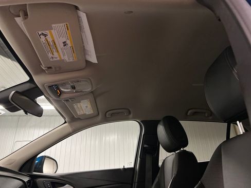 Certified 2020 Buick Encore GX Preferred w/ Cold Weather Comfort Package AWD/4WD image 27