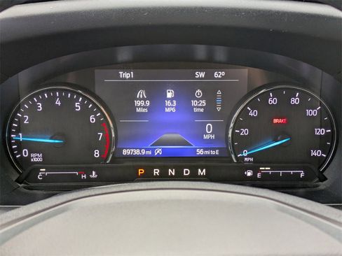 Used 2020 Ford Explorer XLT image 38