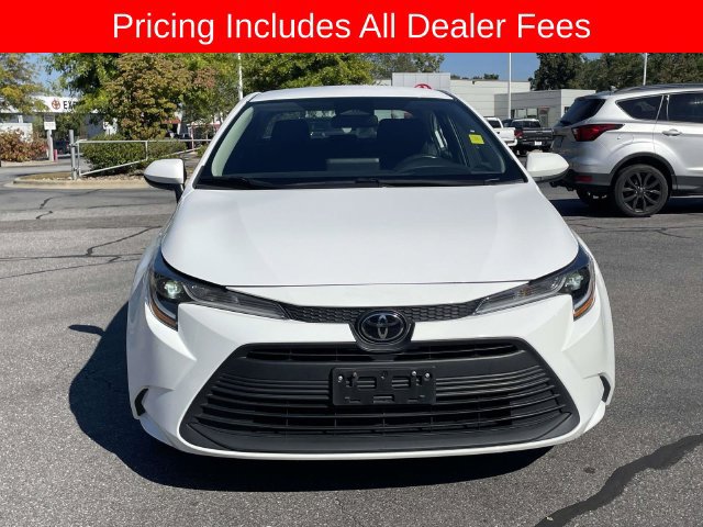 Used 2024 Toyota Corolla LE FWD image 8
