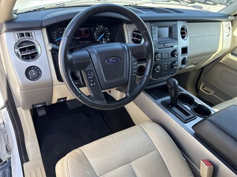 Used 2016 Ford Expedition XLT w/ Equipment Group 201A image 11