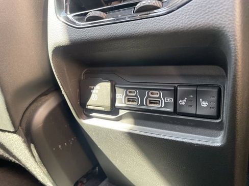 Certified 2024 Jeep Grand Cherokee Limited image 19