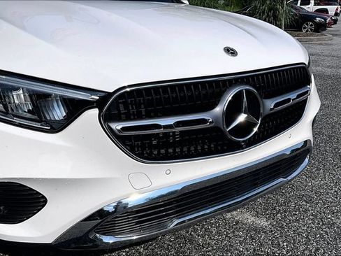 Used 2023 Mercedes-Benz GLC 300 4MATIC image 6
