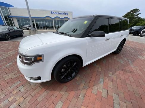 Used 2019 Ford Flex Limited w/ Appearance Package FWD image 8