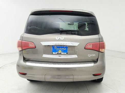 Used 2016 INFINITI QX80 2WD w/ Deluxe Technology Package image 6