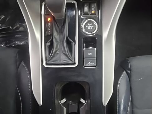 Used 2025 Mitsubishi Eclipse Cross SE AWD/4WD image 27