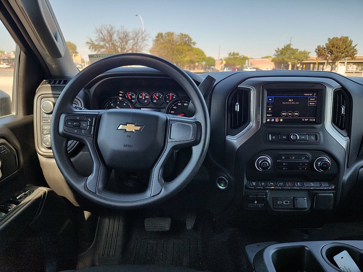 Used 2025 Chevrolet Silverado 2500 Custom w/ Custom Value Package AWD/4WD image 7