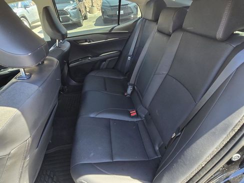 Used 2025 Toyota Camry XLE FWD image 18