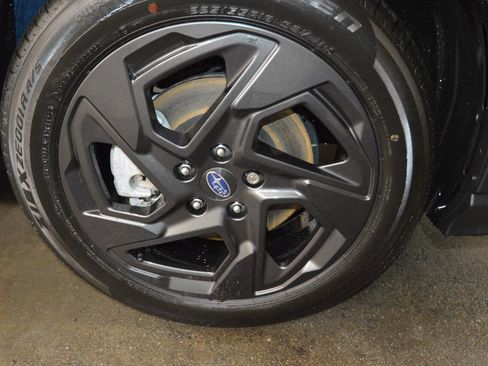 Used 2025 Subaru Crosstrek 2.5i Sport w/ Crosstrek Mirror Package image 4