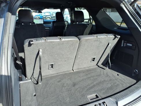 Used 2025 Ford Explorer ST-Line image 13