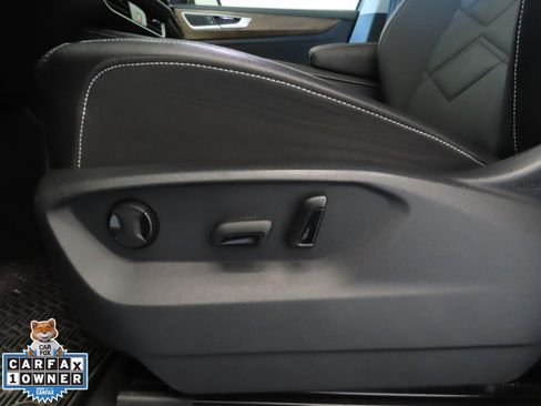 Used 2024 Volkswagen Atlas SE image 22