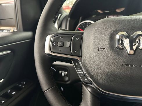 New 2026 RAM 1500 4x4 Crew Cab image 19