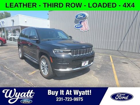 Used 2022 Jeep Grand Cherokee L Summit w/ Luxury Tech Group V AWD/4WD image 1