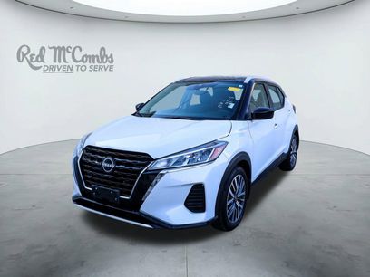 Used 2024 Nissan Kicks SV