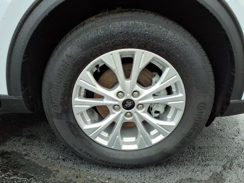 Used 2025 Ford Escape Active w/ Tech Pack #1 AWD/4WD image 9
