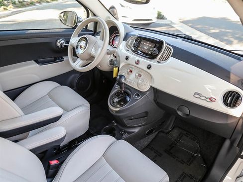 Used 2019 FIAT 500 Lounge FWD image 20
