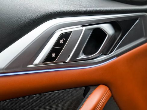 Used 2025 BMW M4 Competition RWD image 38