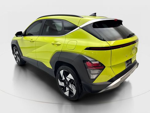 Used 2024 Hyundai Kona Limited FWD image 9