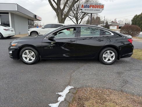 Used 2022 Chevrolet Malibu LS image 4