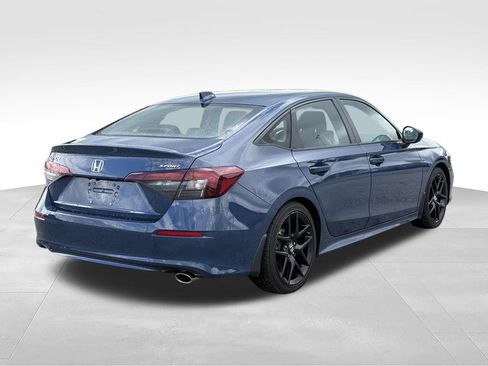 Used 2025 Honda Civic Sport image 25