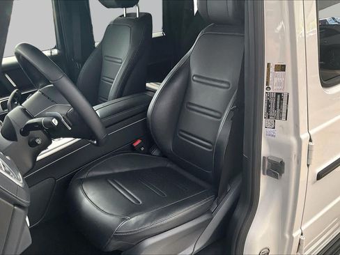 Used 2025 Mercedes-Benz G 550 image 8