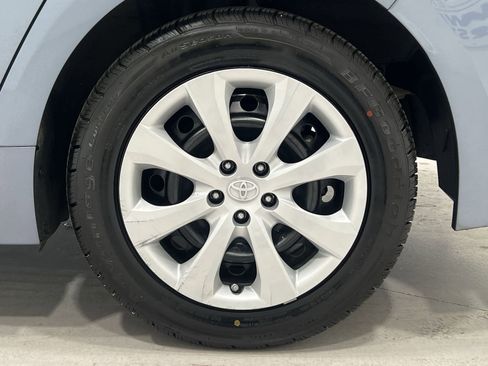 Used 2020 Toyota Corolla LE image 10