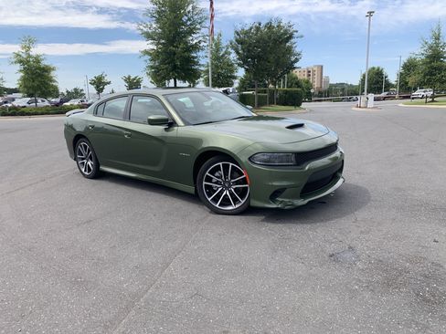 Certified 2022 Dodge Charger R/T w/ Plus Group RWD image 2