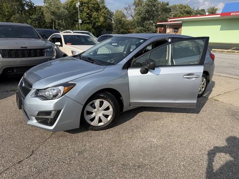Used 2016 Subaru Impreza 2.0i AWD/4WD image 18