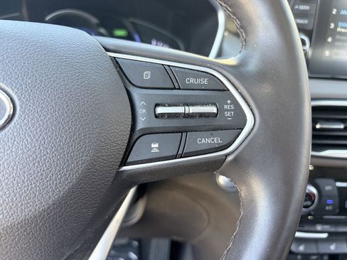 Used 2020 Hyundai Santa Fe Limited FWD image 22