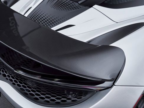 Used 2024 McLaren 750S Spider image 29