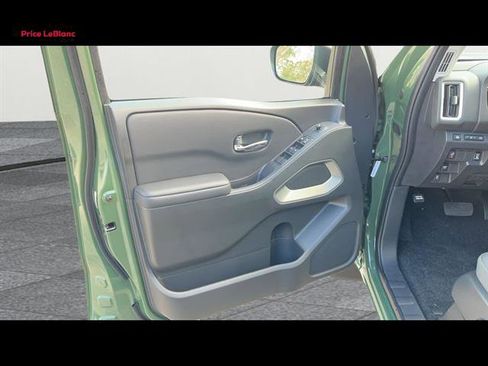 New 2026 Nissan Frontier SV w/ SV Convenience Package RWD image 45