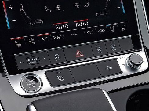 Certified 2025 Audi Q8 Premium Plus image 27