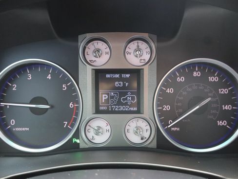 Used 2010 Lexus LX 570 4WD image 37