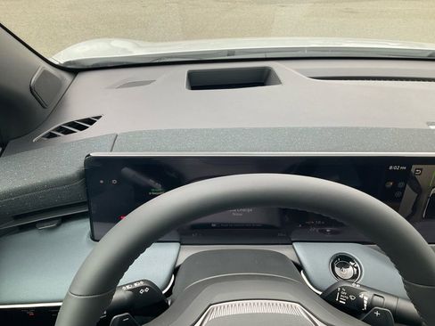 New 2026 Nissan Leaf Platinum+ w/ Cargo Package (Platinum+) image 25