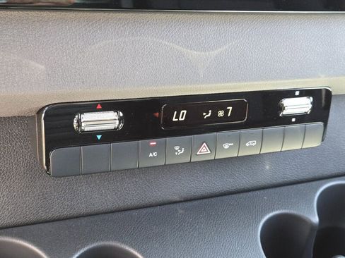 New 2025 Mercedes-Benz Sprinter 2500 image 31