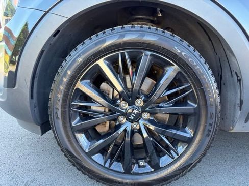 Used 2021 Kia Telluride SX w/ Towing Package AWD/4WD image 29