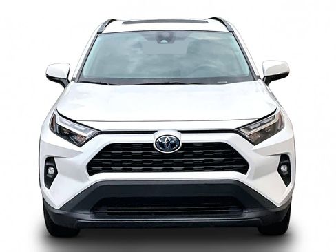 Certified 2023 Toyota RAV4 XLE Premium AWD/4WD image 4