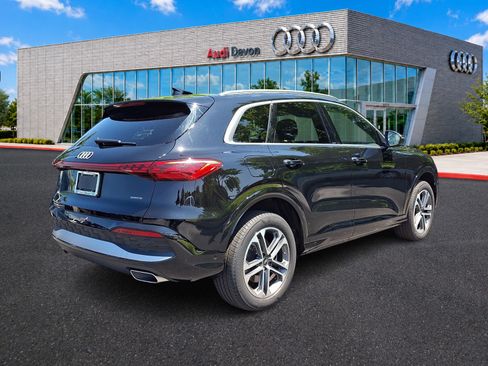 Used 2025 Audi Q5 Premium w/ Convenience Package AWD/4WD image 6